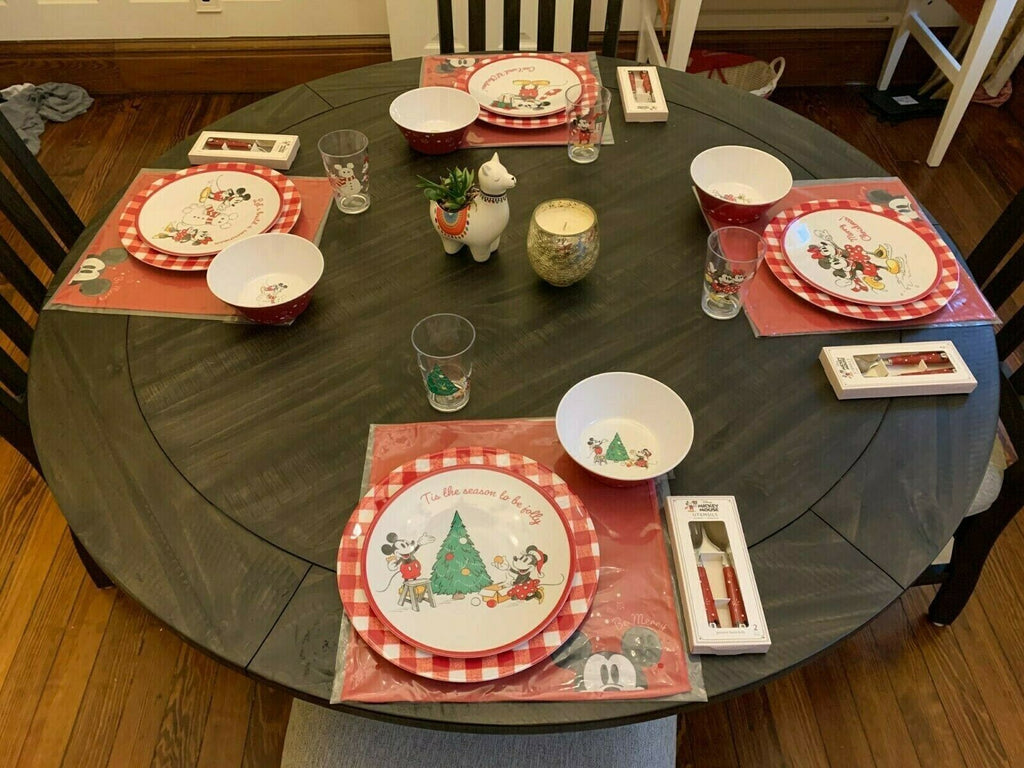 Disney Pottery Barn holiday Mickey Mouse Plate Christmas party kid snowman kid b
