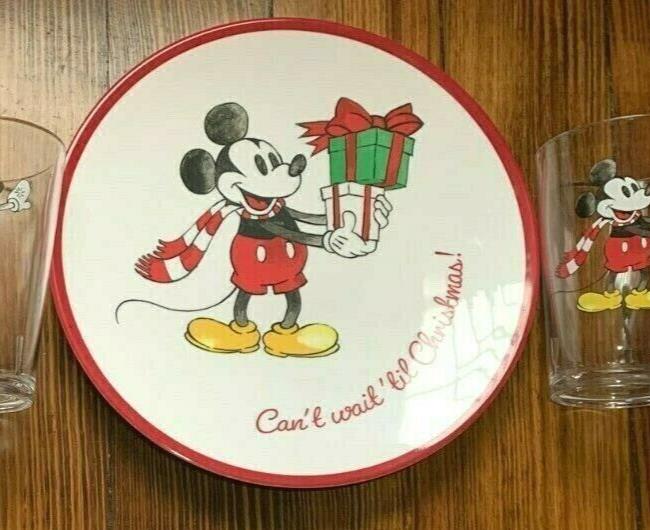 Disney Pottery Barn holiday Mickey Mouse Plate Christmas party kid snowman kid b