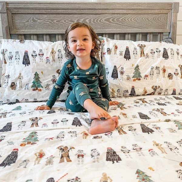 Pottery Barn holiday PILLOWCASE Star Wars Christmas Solo party gift space a