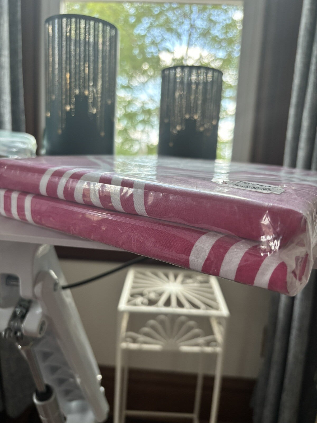 Pottery Barn Duvet Pink white gift princess Girl Rainbow Disney Belle Barbie?? `