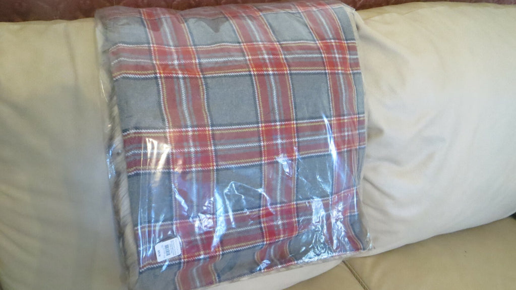Pottery Barn Plaid Pillow Sham Disney Holiday fur ski lodge Christmas 16x26  `