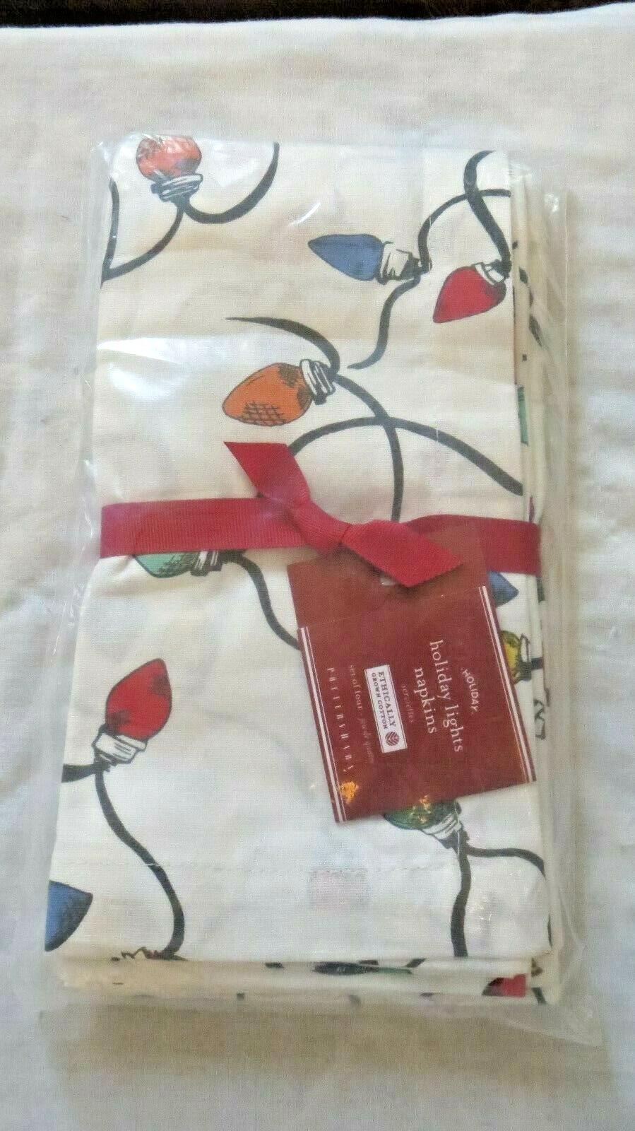 Pottery barn Disney table napkin Holiday Christmas Party Gift cloth set 4 `