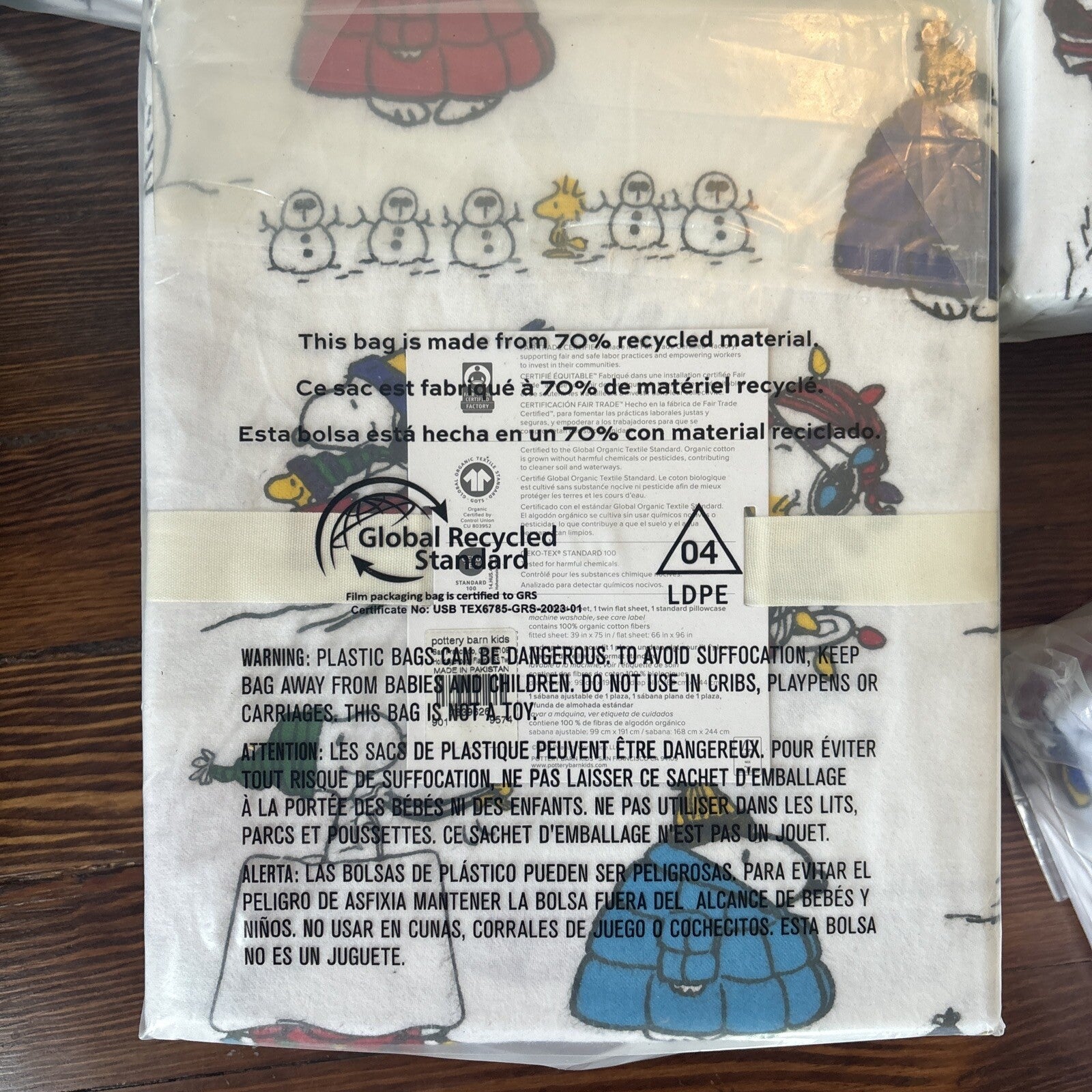 Snoopy Pottery Barn Peanuts Sheet Set Christmas School Holiday Disney kid Gift [