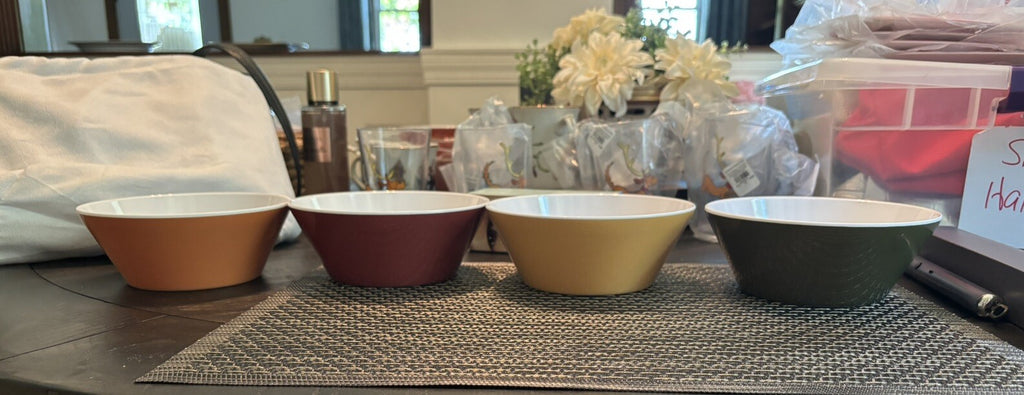 Disney Pottery Barn Mickey Mouse Bowl holiday party Thanksgiving school Set 4 a