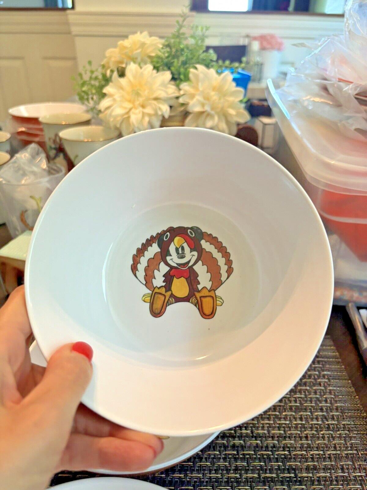 Disney Pottery Barn Mickey Mouse Bowl holiday party Thanksgiving school Set 4 a
