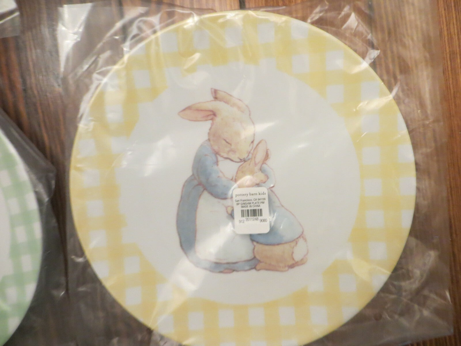 Pottery Barn Disney holiday PLATE Peter rabbit Easter bunny gift garden party !