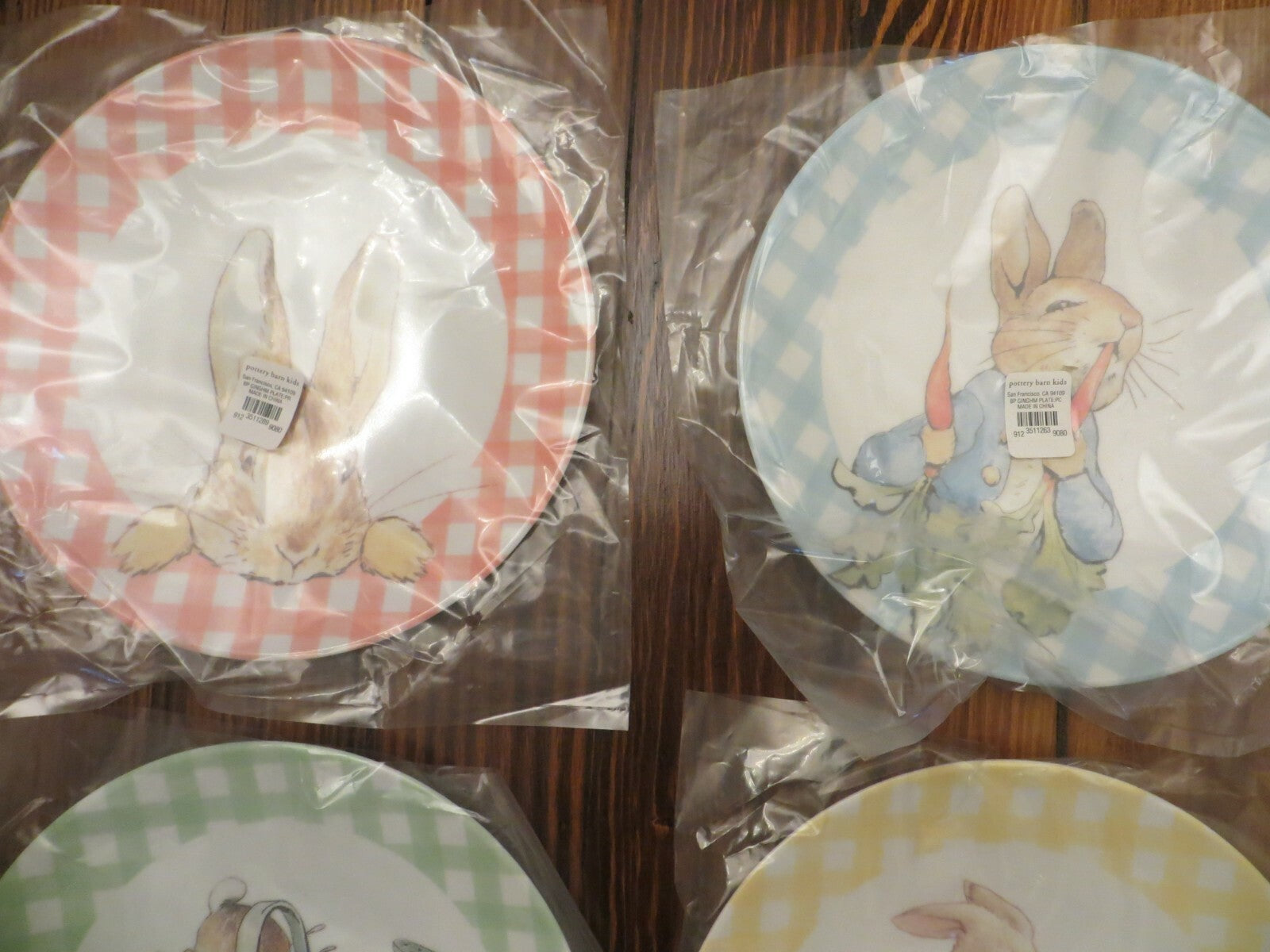 Pottery Barn Disney holiday PLATE Peter rabbit Easter bunny gift garden party !