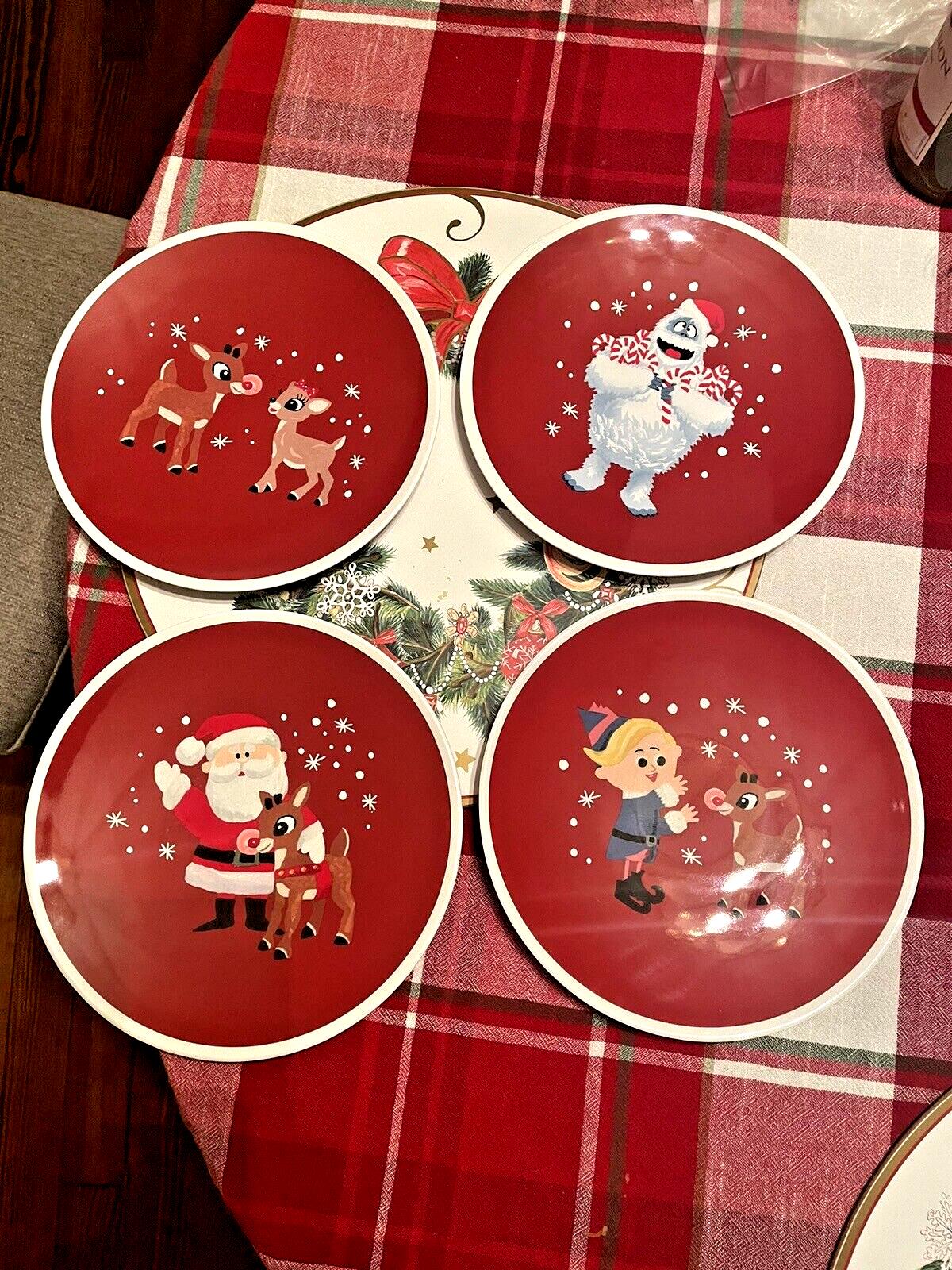 Pottery Barn holiday Christmas Rudolph Bumble Hermey Disney DINNER PLATE SET 4 -