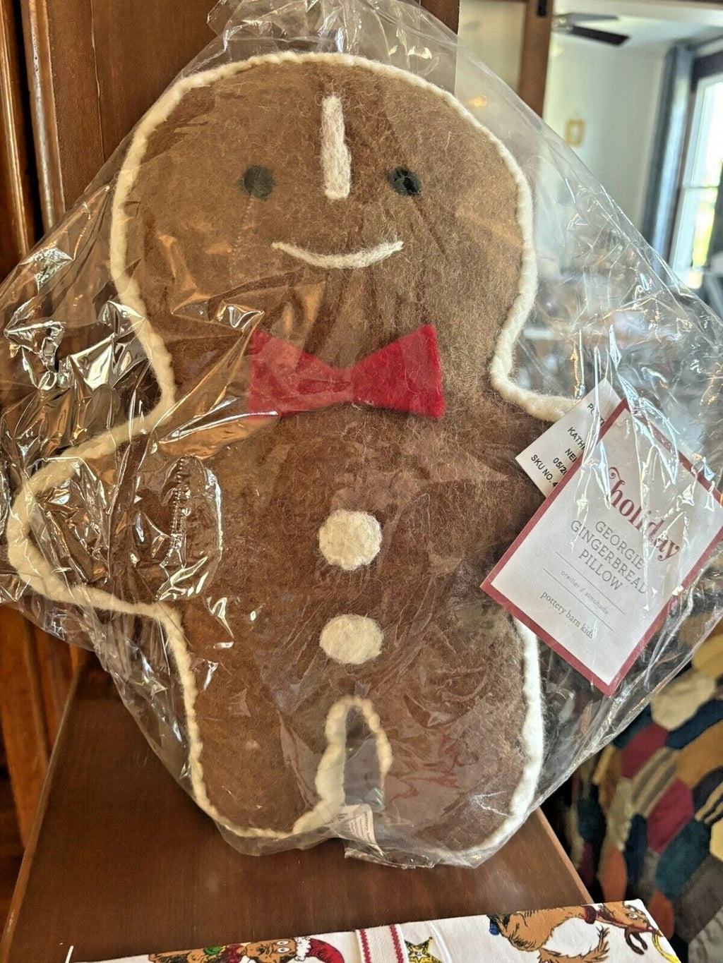 Pottery Barn GINGERBREAD PILLOW Plush Christmas Holiday party gift disney kid