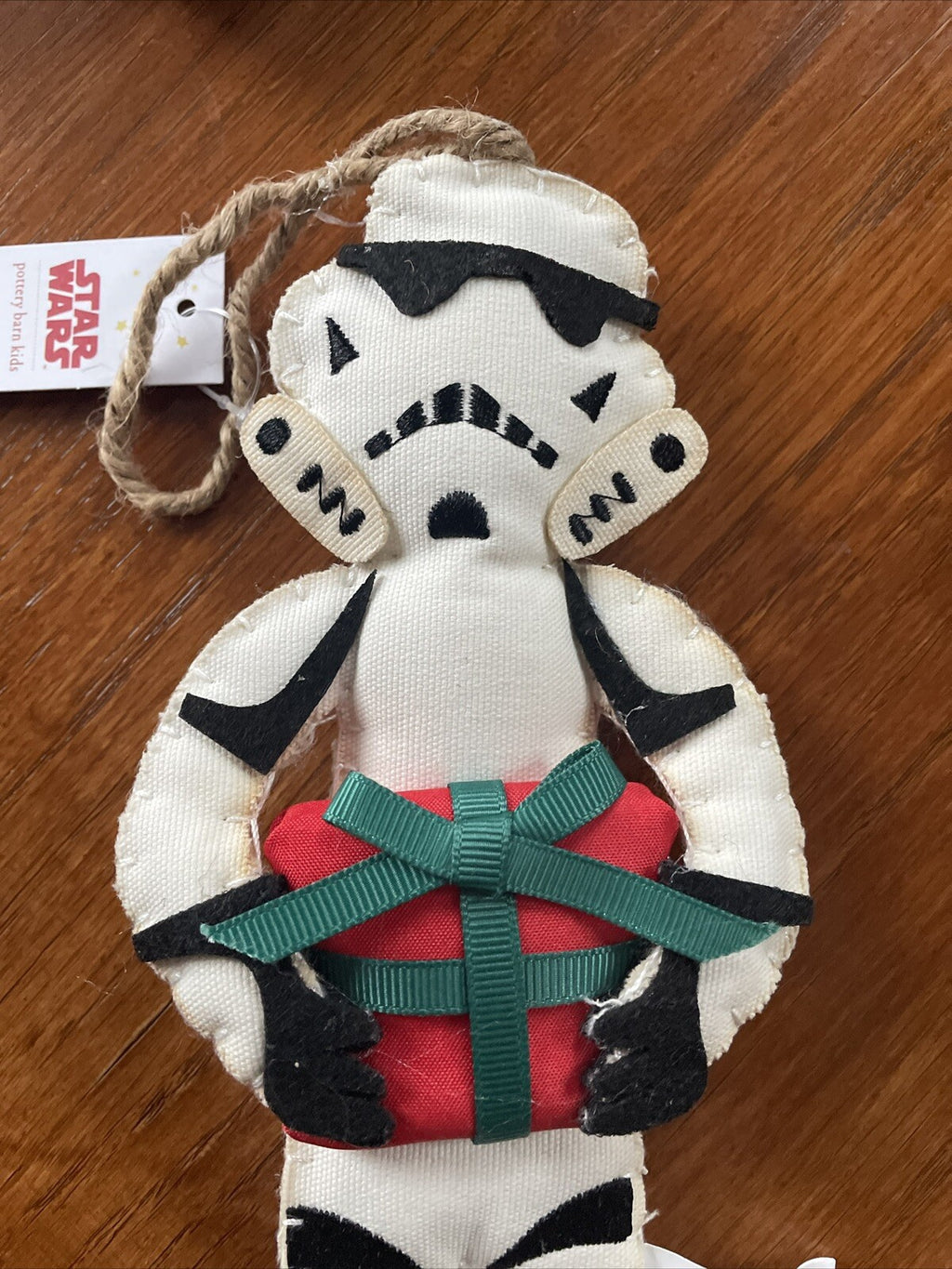 pottery barn holiday Star wars ornament Christmas disney gift kid Felt droid ??