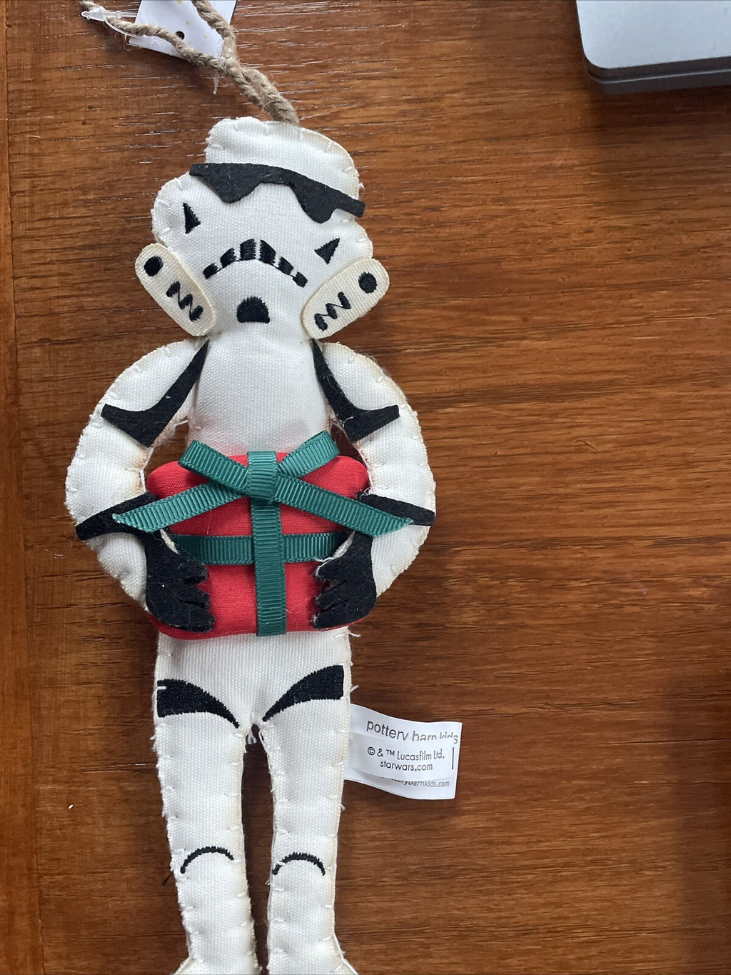 pottery barn holiday Star wars ornament Christmas disney gift kid Felt droid ??