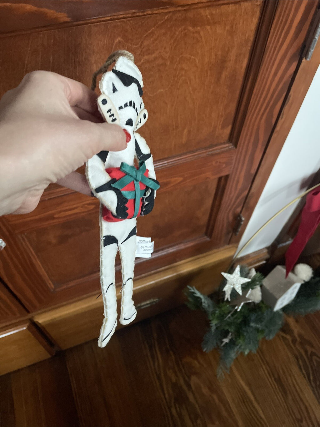 pottery barn holiday Star wars ornament Christmas disney gift kid Felt droid ??