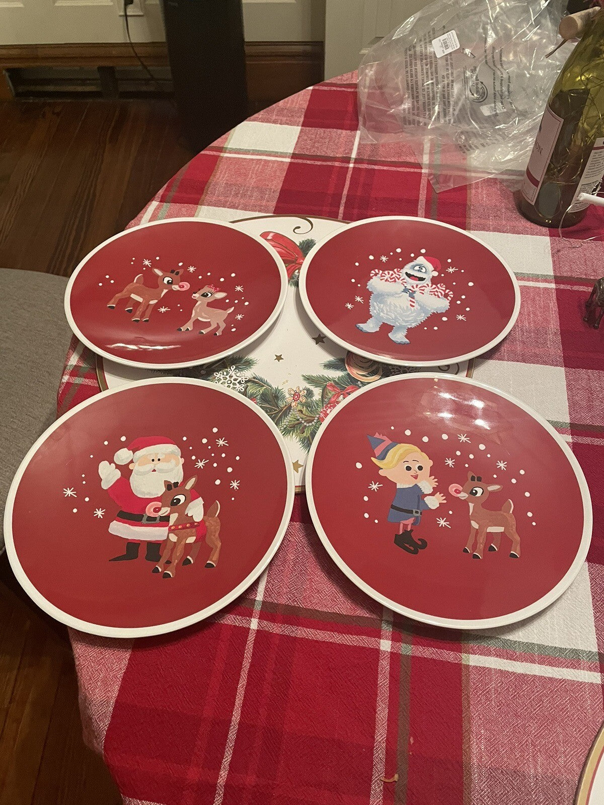 Rudolph Pottery Barn plate holiday party Santa Bumble Christmas Disney kid SET n