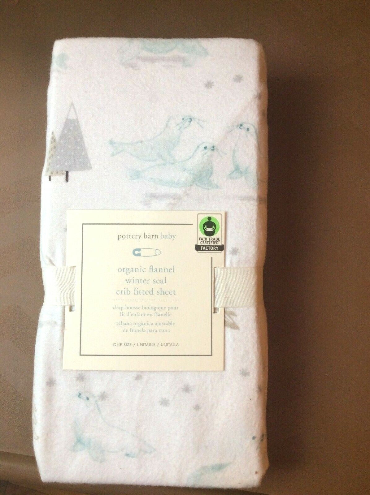 Pottery barn Disney Crib Sheet Baby Toddler Bed winter holiday Christmas Gift -