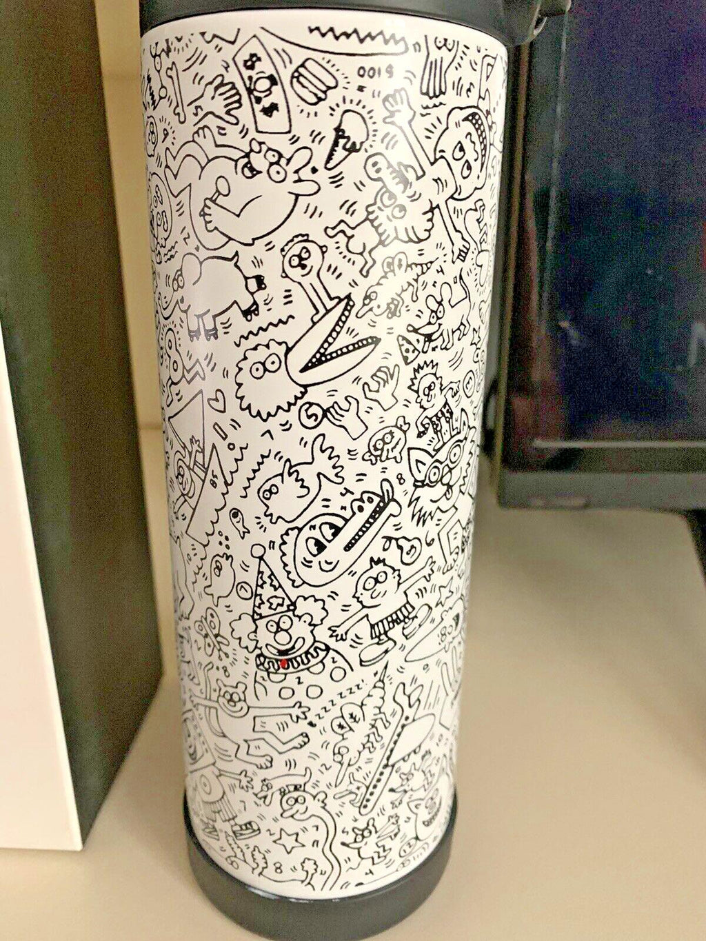 Pottery barn school Keith HAring WATER BOTTLE LARGE cartoon Travel comic boy .