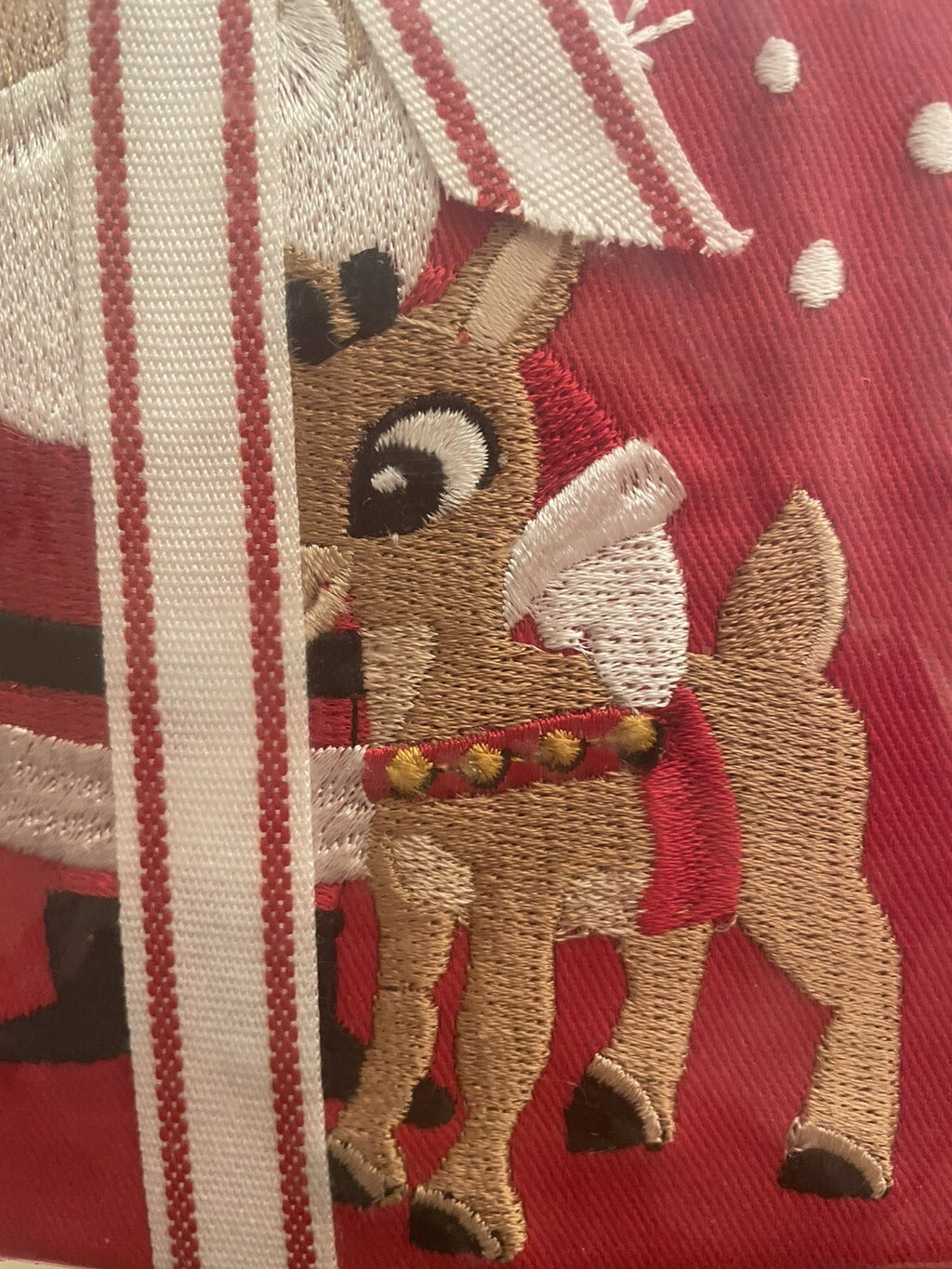 Pottery Barn holiday Christmas ?? Santa Rudolph Disney party Table runner Gift