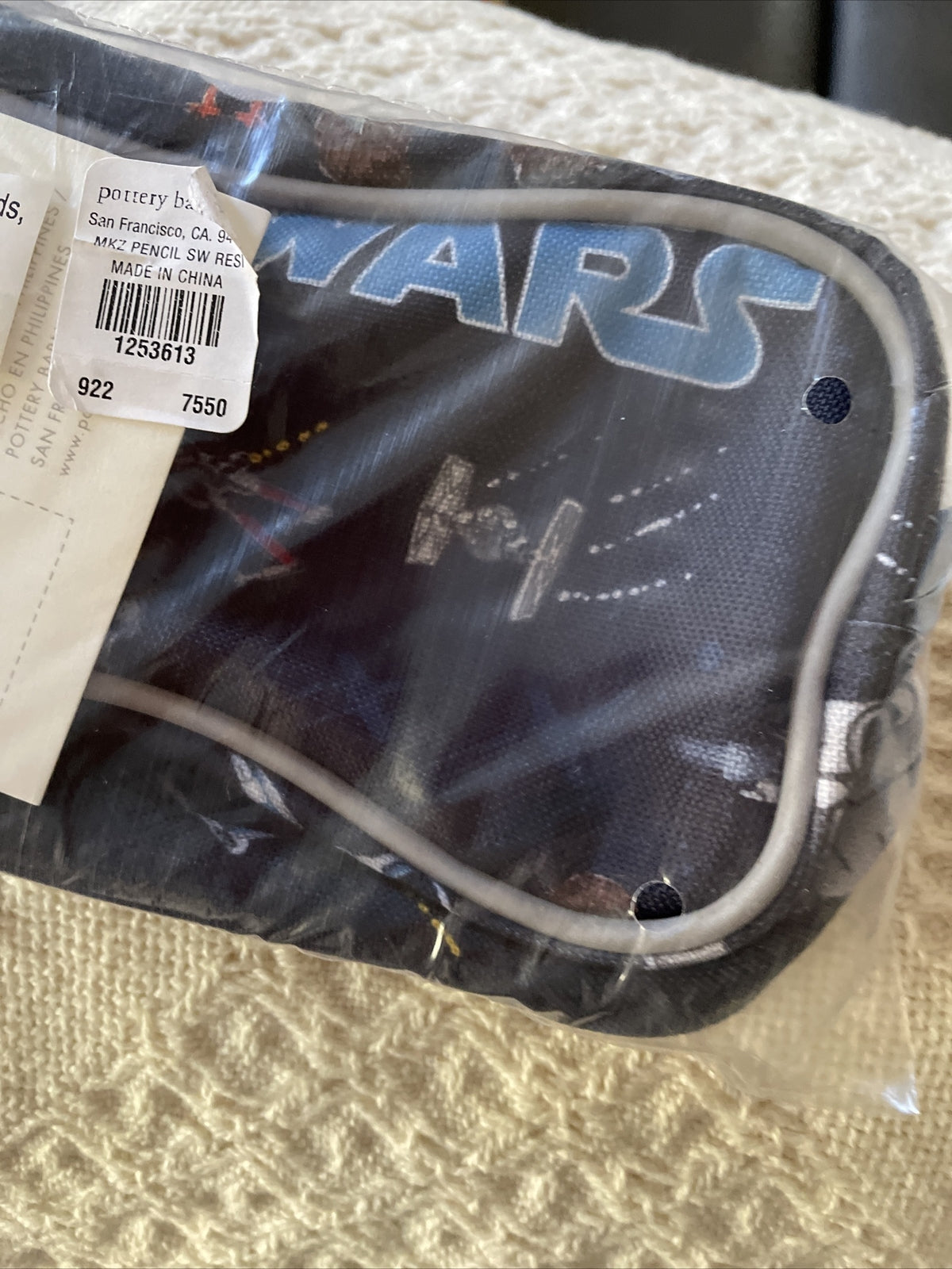 Pottery Barn STAR WARS Disney school CASE ?? Holiday gift Jedi Grogu space kid .