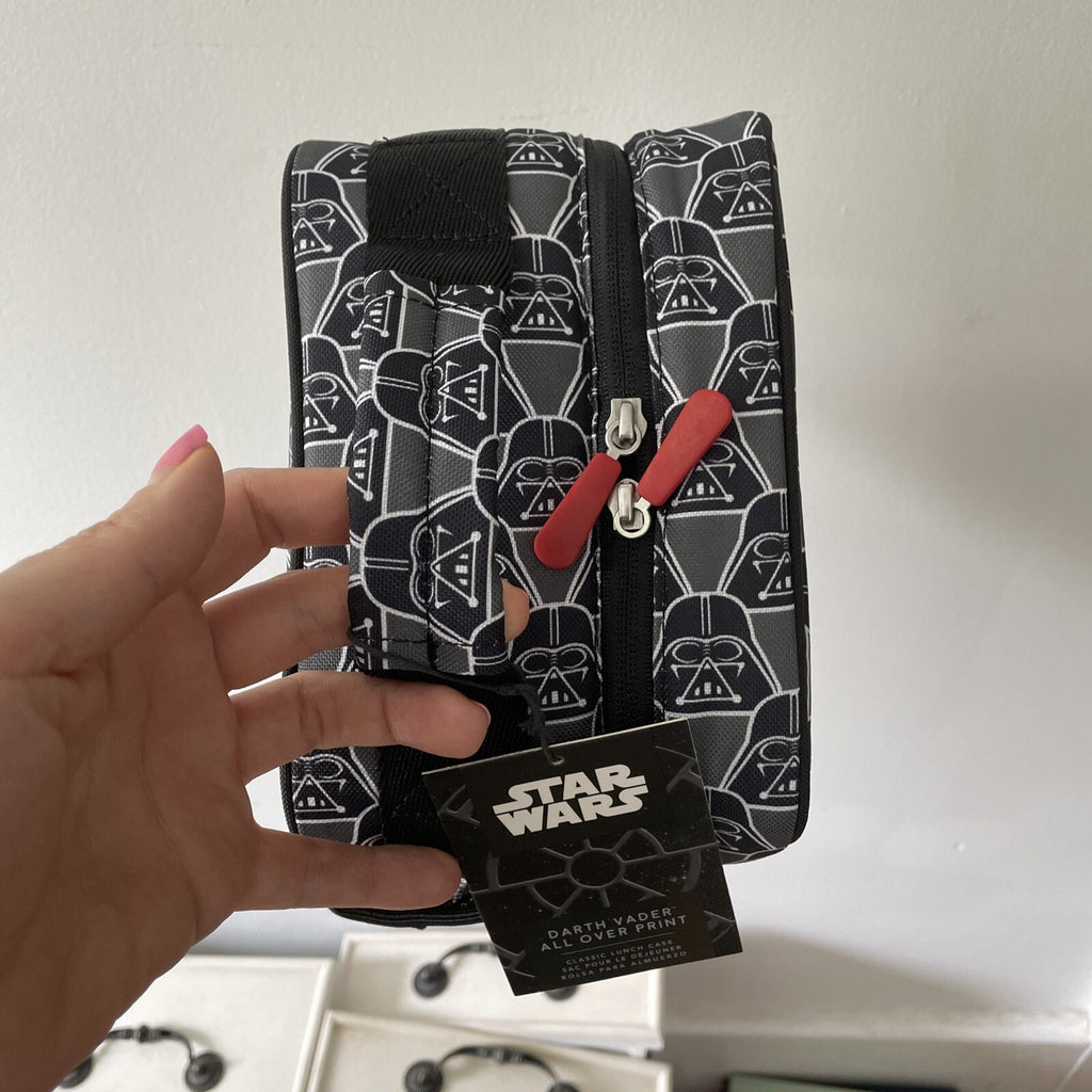 Disney School Pottery Barn STAR WARS spaceship LUNCH BOX Bag Solo jedi  ?? .