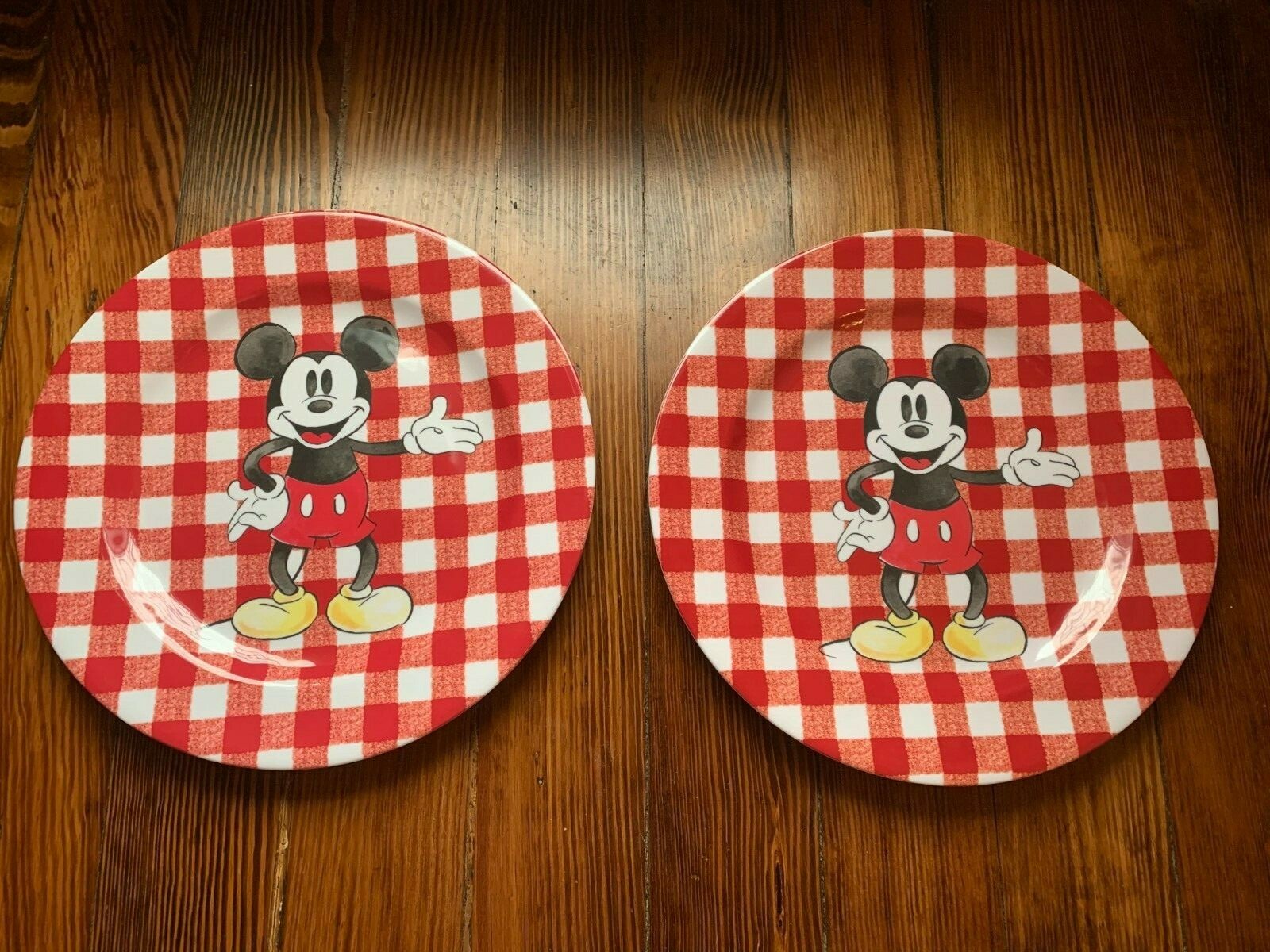 Disney Pottery Barn Dinner Set Mickey Mouse holiday Plate Christmas plaid party