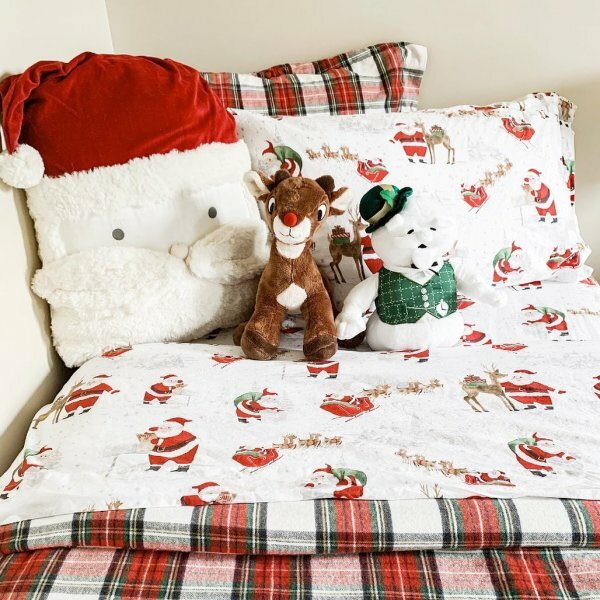 Pottery Barn Christmas heritage Disney holiday pillowcase Rudolph Santa Gift ]