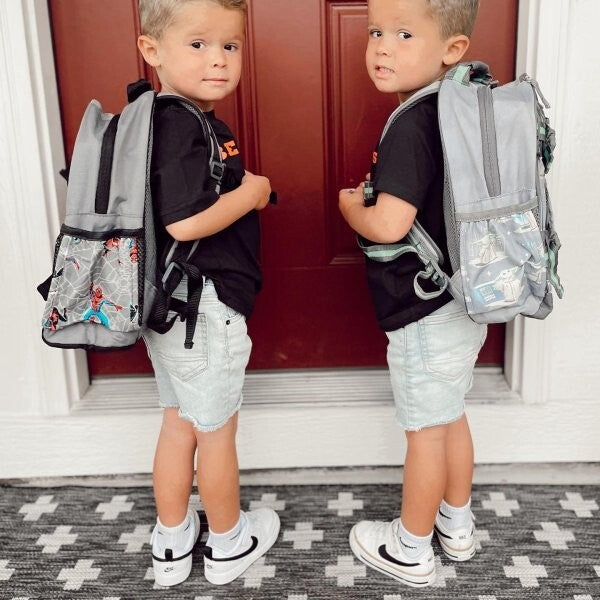 Pottery Barn School Disney STAR WARS BACKPACK Grogu Bag +WATER Mandalorian ?? .