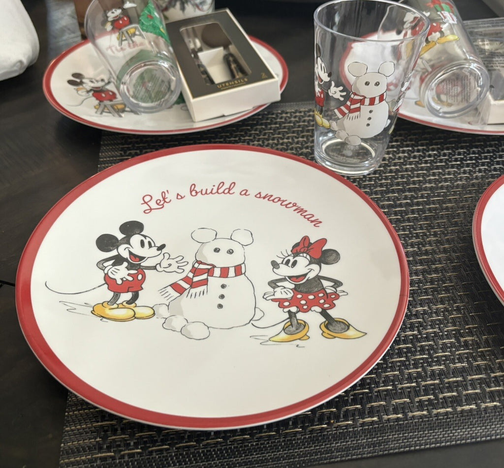 Disney Pottery Barn Mickey Mouse holiday Plate+CUP+PLACE MAT Christmas gift '