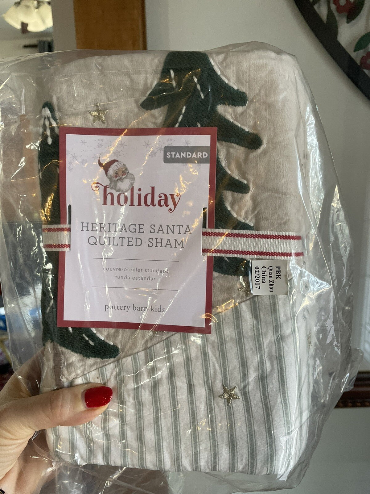Pottery Barn Pillow SHAM  Plaid Disney Holiday fur star Christmas gift kids ]
