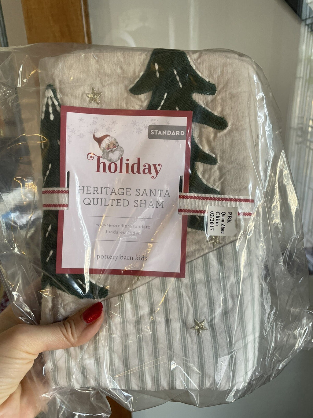 Pottery Barn Pillow SHAM  Plaid Disney Holiday fur star Christmas gift kids ]