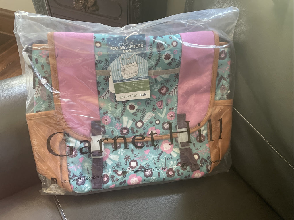 Disney School Garnet Hill backpack girl +Pottery Barn Lunch Bag gift travel ?? .