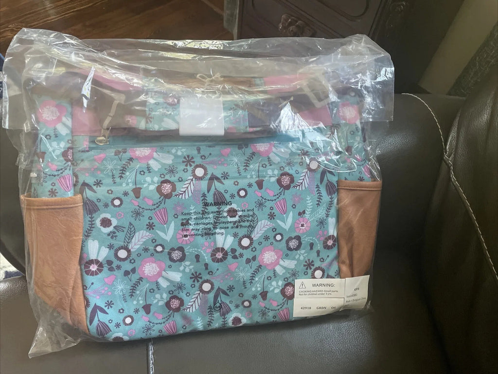 Disney School Garnet Hill backpack girl +Pottery Barn Lunch Bag gift travel ?? .