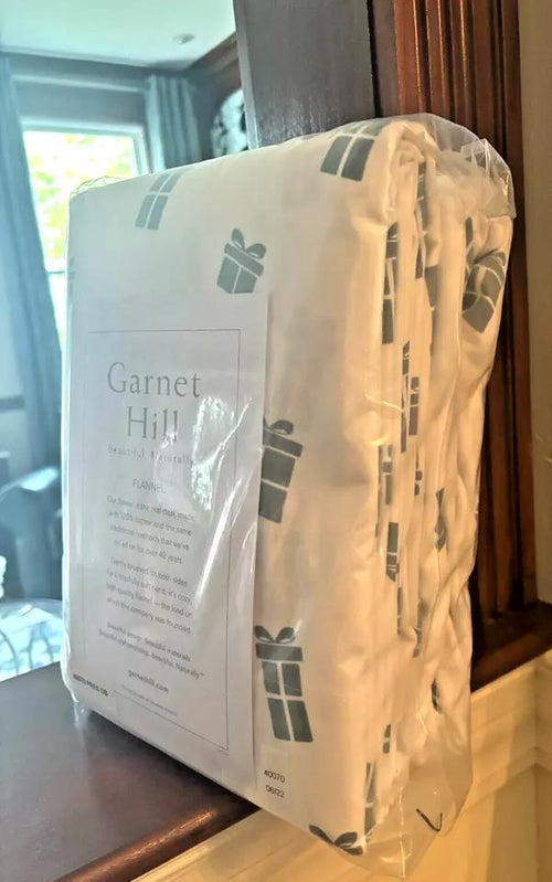 Garnet Hill Holiday Flannel Present Pillowcase SET 2 NEW in Pkg